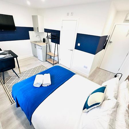 London 58 Blue House City Center Studio, Top Spot Экстерьер фото